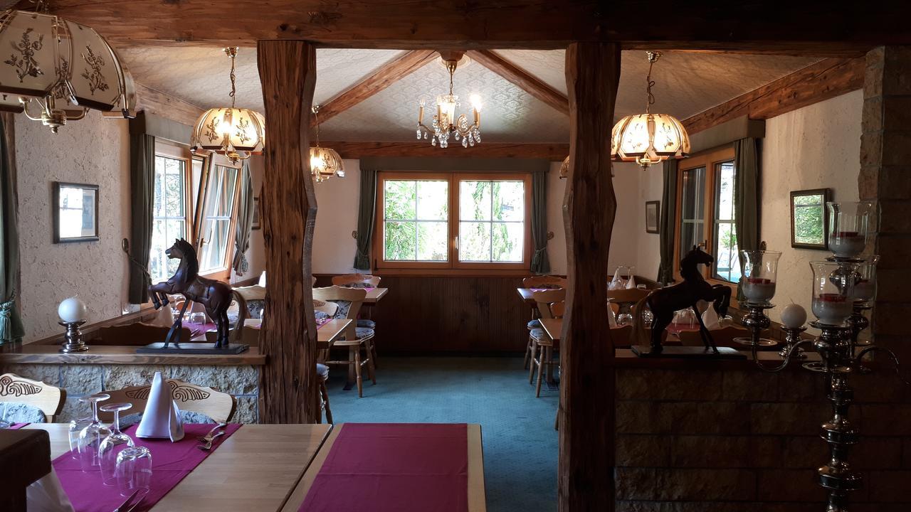 Le Cavalier Hotell Soyhières Eksteriør bilde