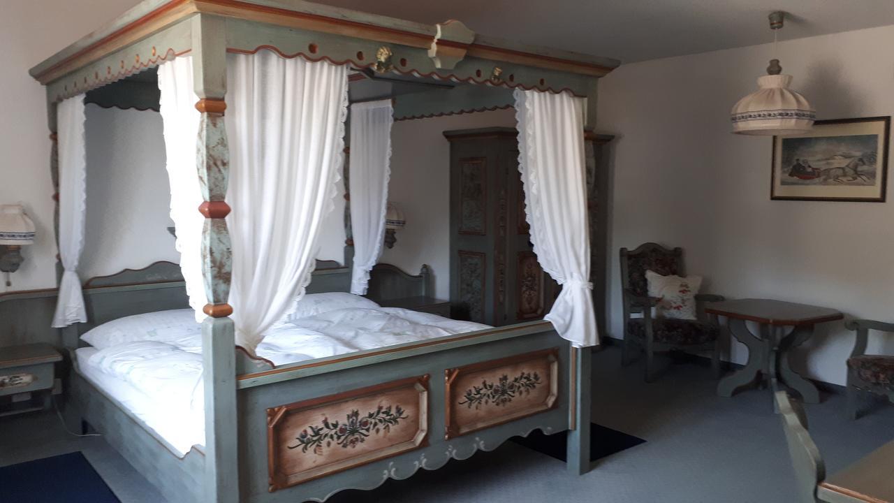 Le Cavalier Hotell Soyhières Eksteriør bilde