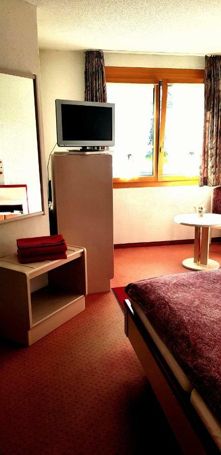 Le Cavalier Hotell Soyhières Eksteriør bilde